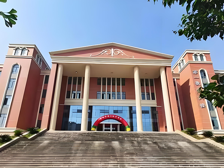 成都衛(wèi)校(溫江校區(qū)) 